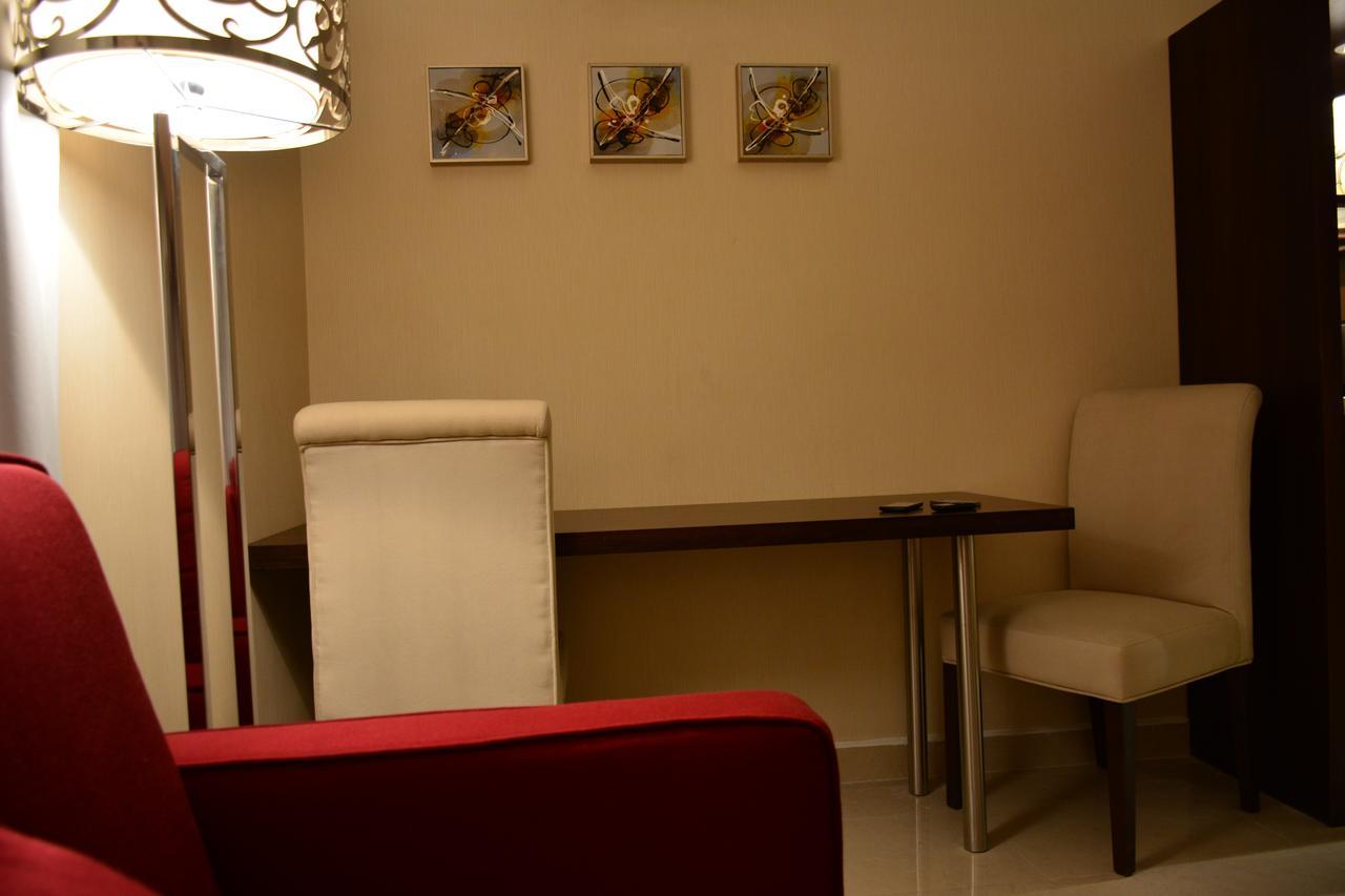 Home Inn Hotel Suites Al-Hobar Kültér fotó