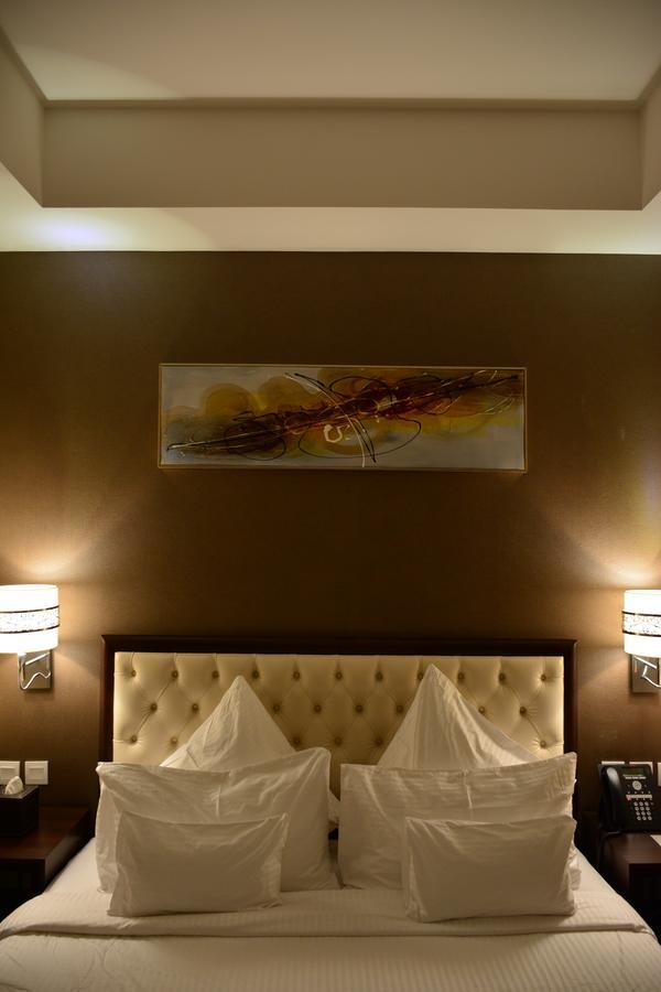 Home Inn Hotel Suites Al-Hobar Kültér fotó